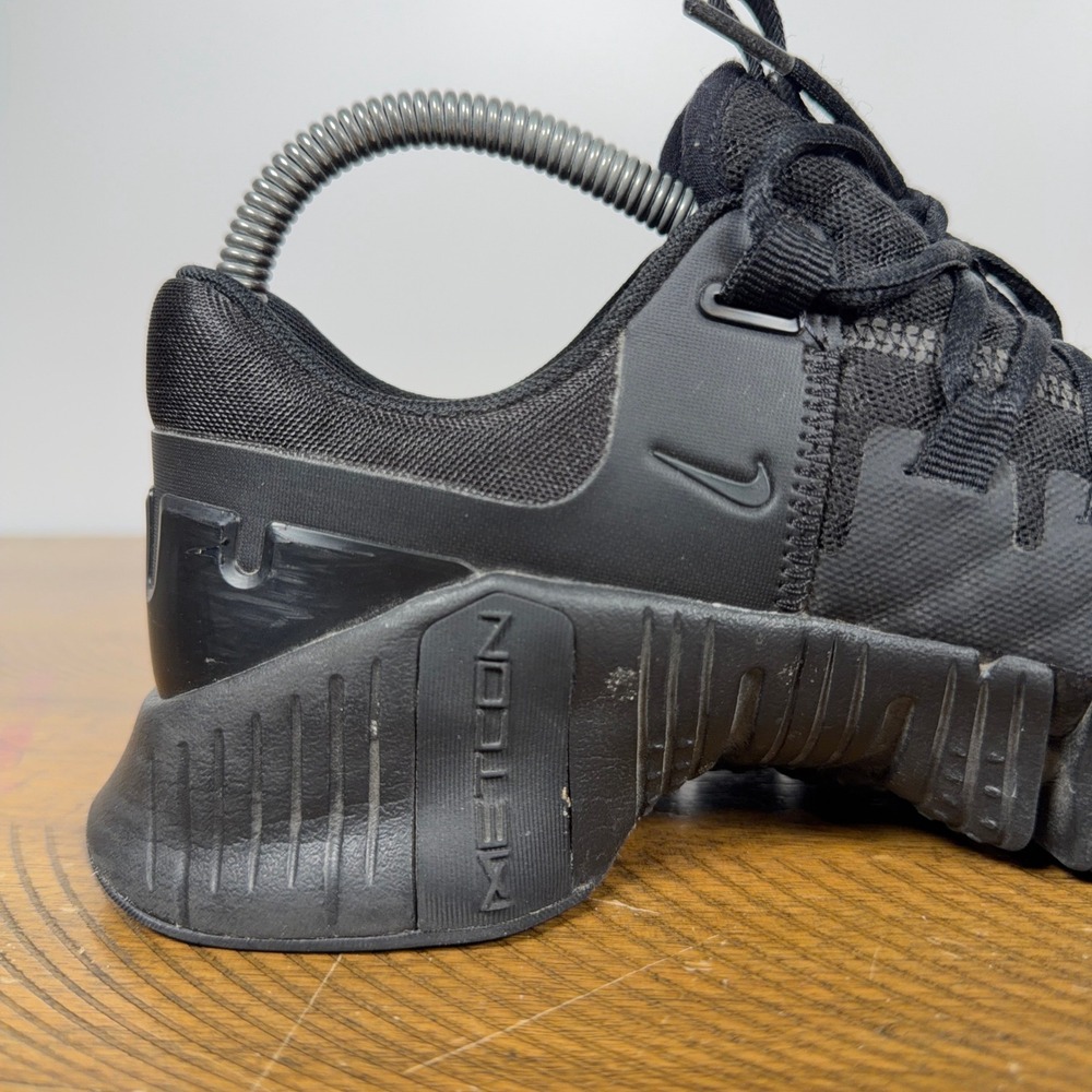 Nike Free Metcon 5 Womens 6.5 Triple Black Training Shoes Gym Crossfit Workout - Picture 8 of 10